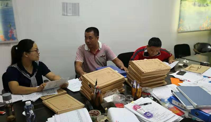 霞美镇纪委：强化“三资”监管 筑牢防腐堤坝.jpg