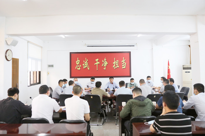 座谈会_副本.jpg